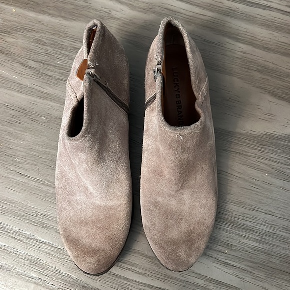 LUCKY BRAND  LEATHER BOOTIES 7 - Picture 5 of 16